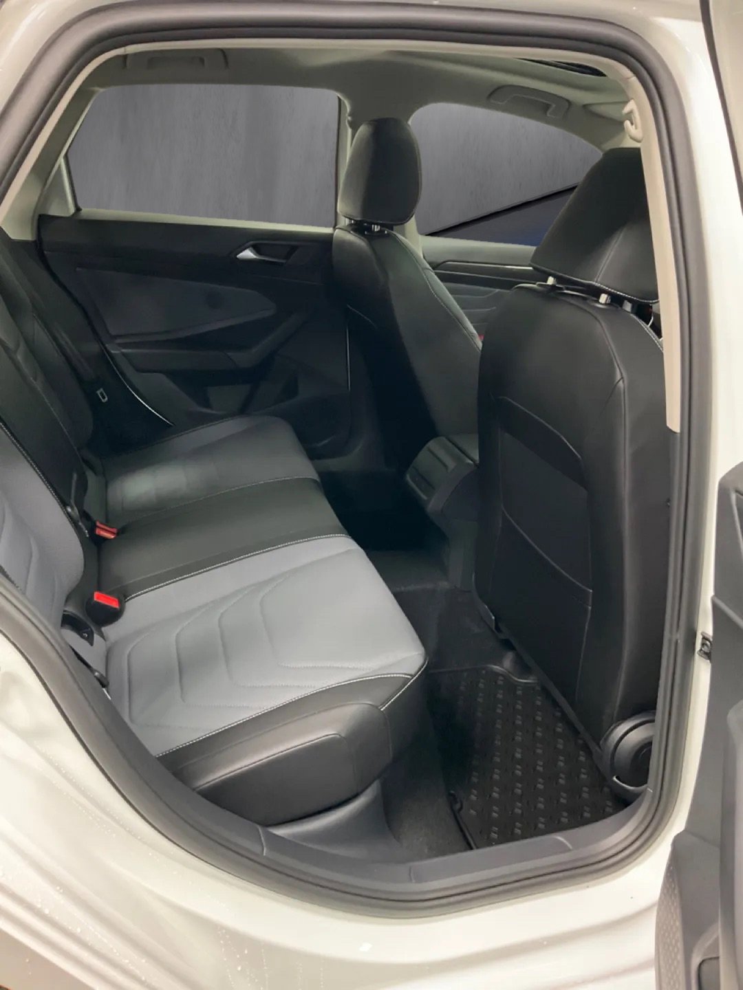 New 2026 Volkswagen Jetta SEL image 11