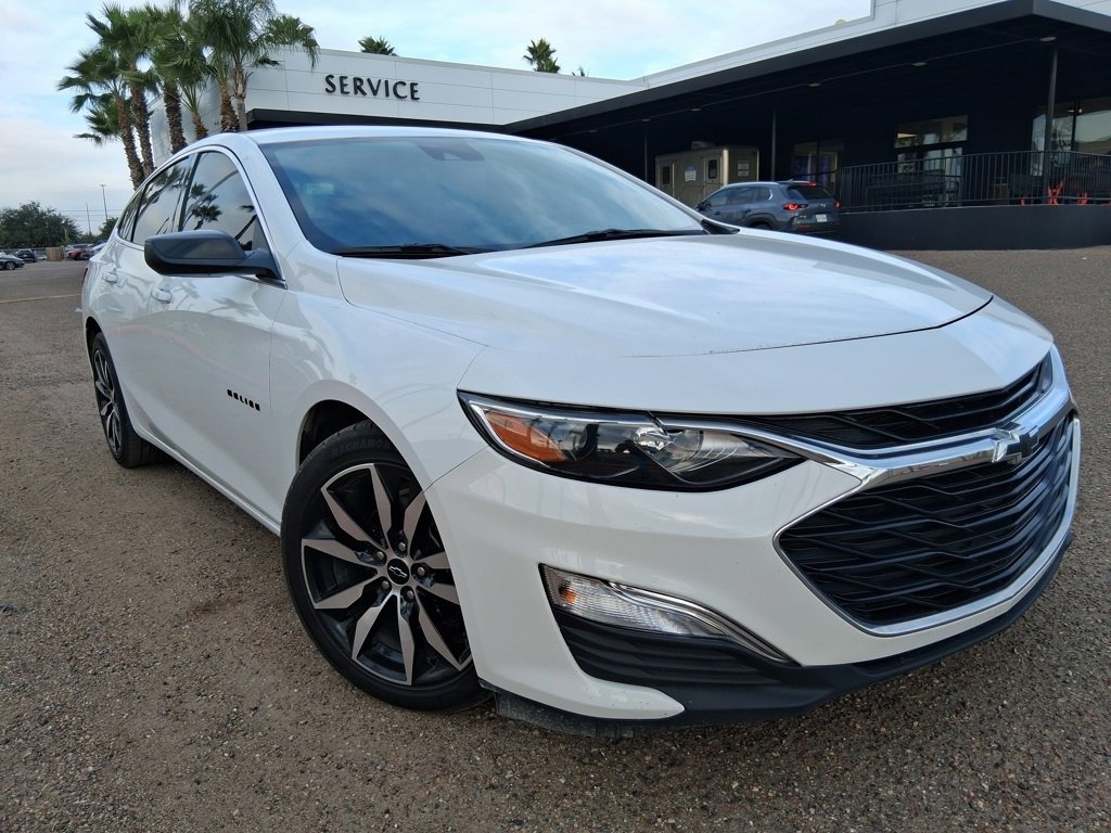 Used 2024 Chevrolet Malibu RS w/ LPO, Floor Liner Package image 1