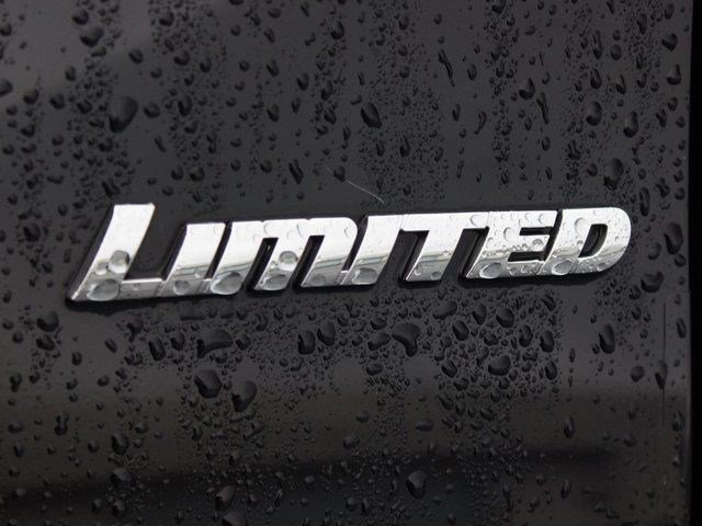 Used 2022 Toyota Tacoma Limited image 20