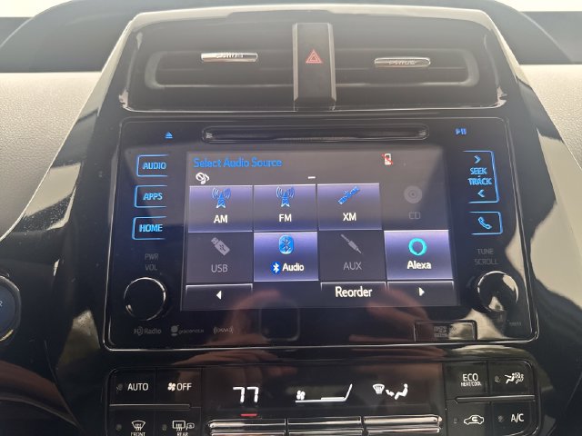 Used 2017 Toyota Prius Three w/ Advanced Technology Package FWD image 20