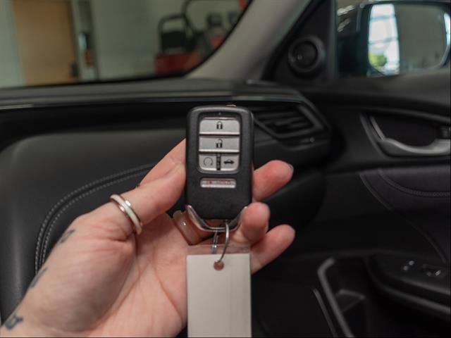 Used 2021 Honda Insight EX image 13