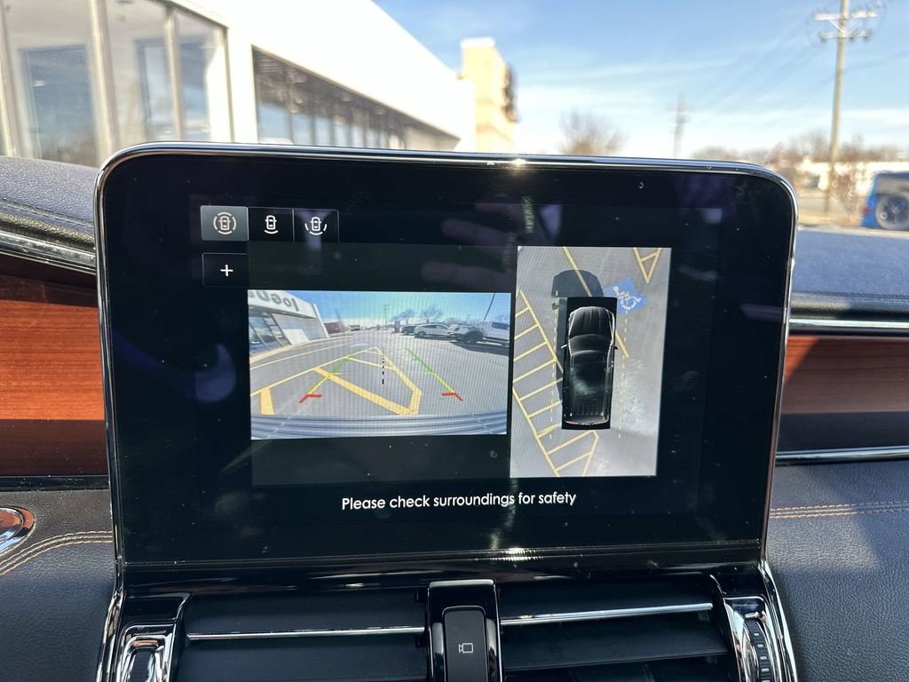 Certified 2020 Lincoln Navigator Reserve w/ Luxury Package image 25