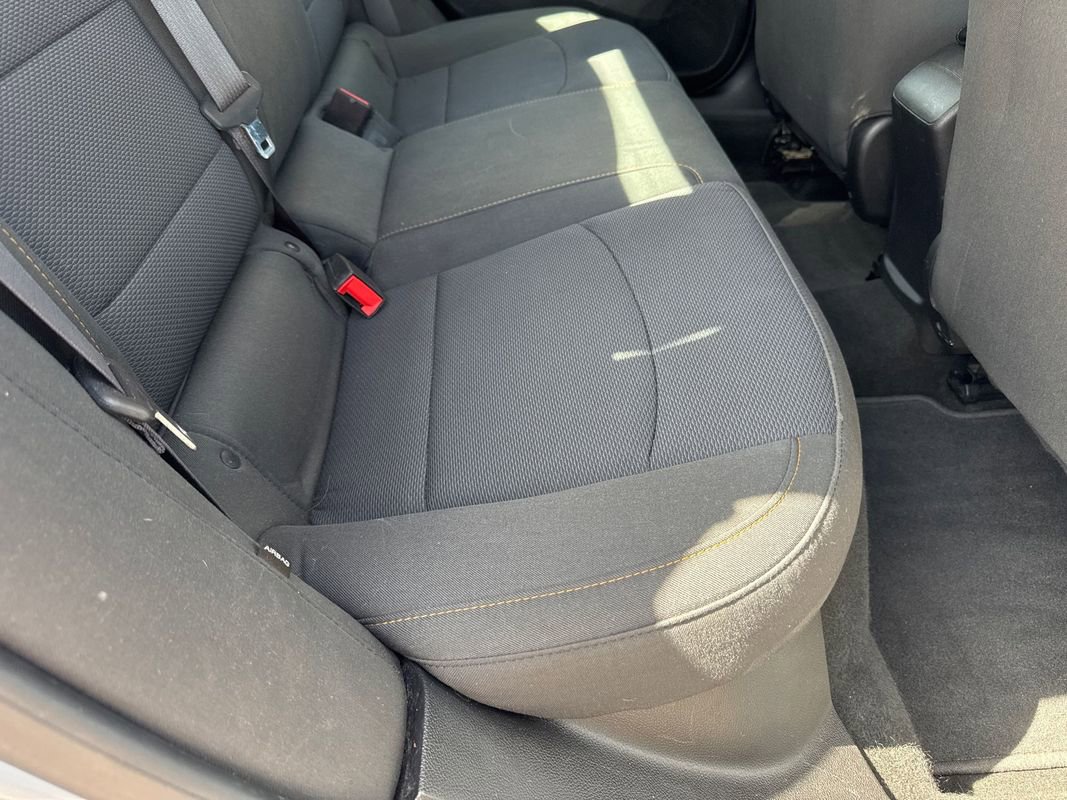 Used 2017 Chevrolet Cruze LS FWD image 34