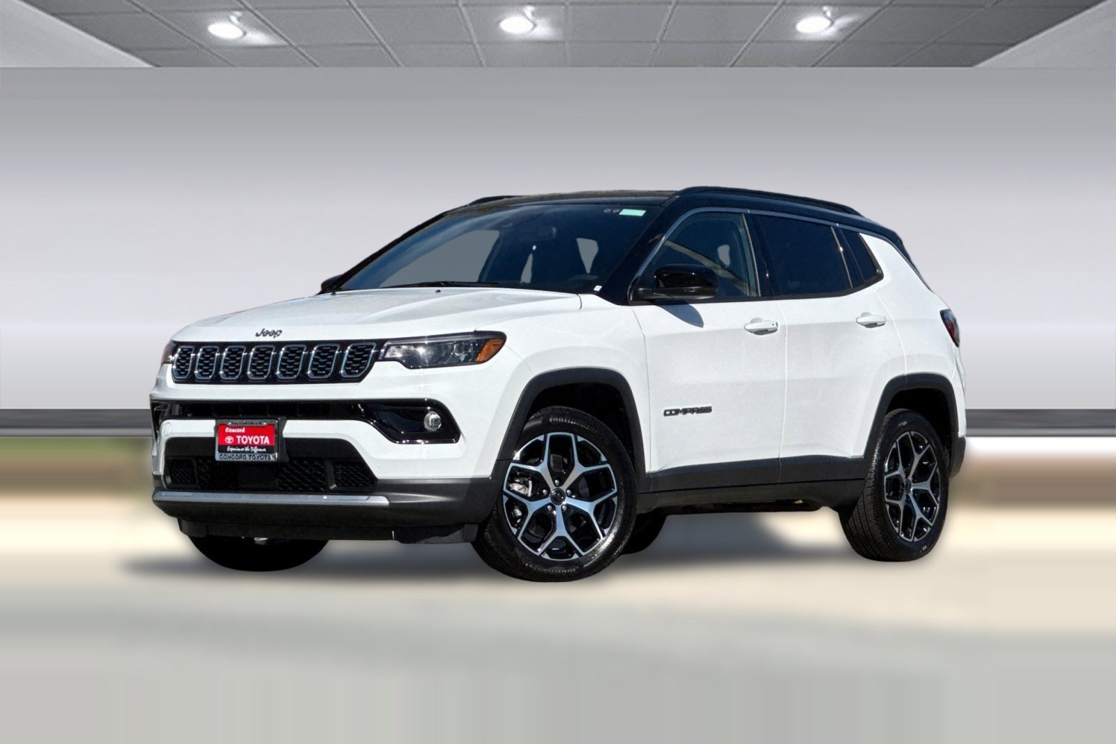 Used 2025 Jeep Compass Limited image 25