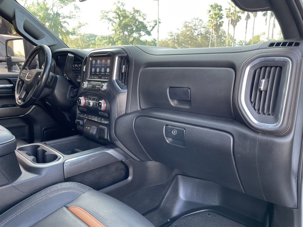 Used 2022 GMC Sierra 2500 AT4 image 14