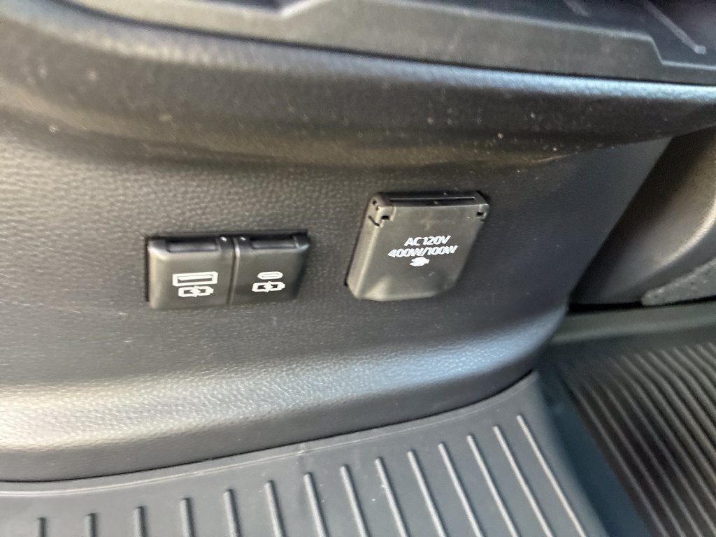 New 2026 Toyota Tundra Limited w/ Power Package RWD image 33