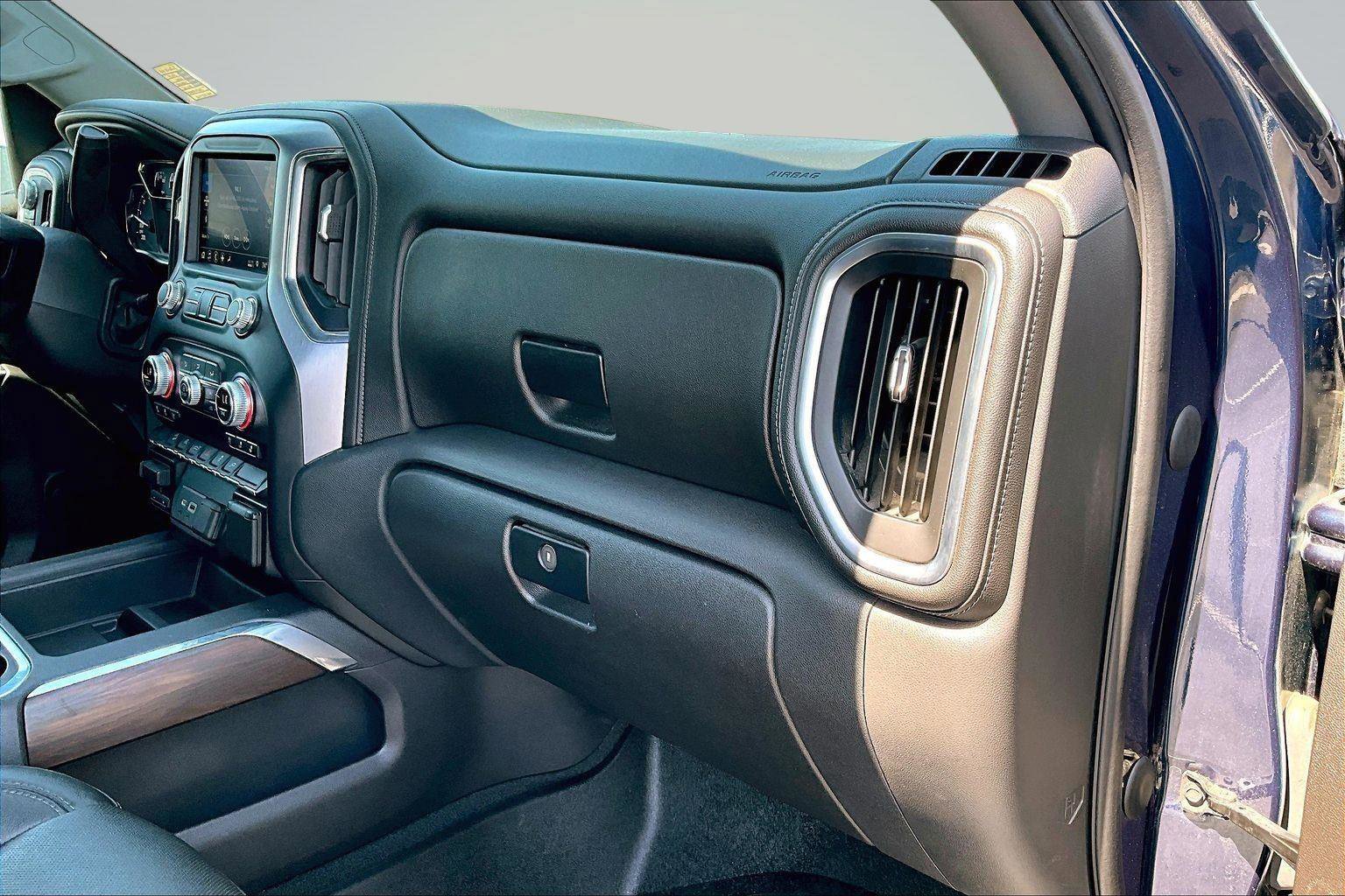 Used 2019 GMC Sierra 1500 SLT w/ SLT Premium Package AWD/4WD image 18