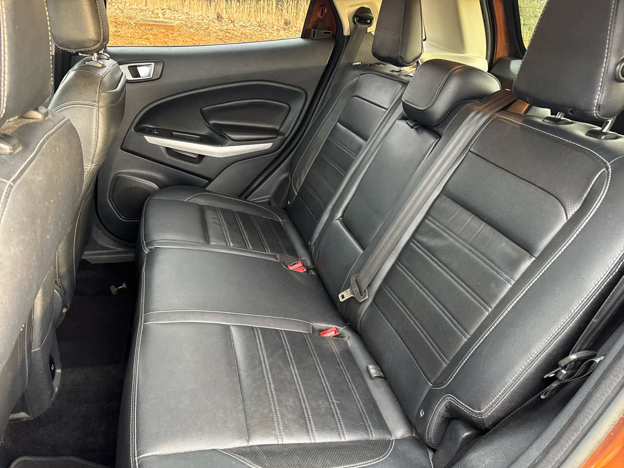 Used 2020 Ford EcoSport Titanium image 18