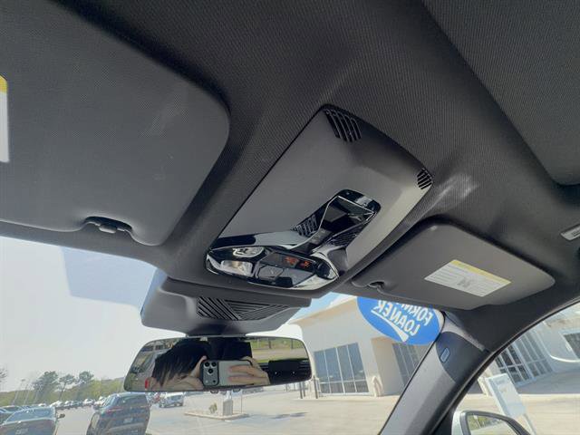 New 2025 BMW X1 xDrive28i w/ Convenience Package image 19