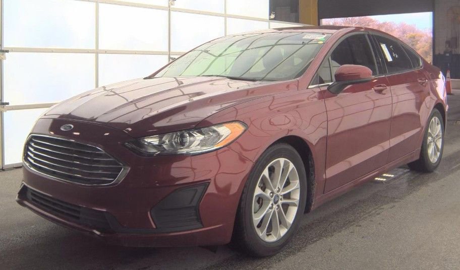 Used 2019 Ford Fusion SE image 1