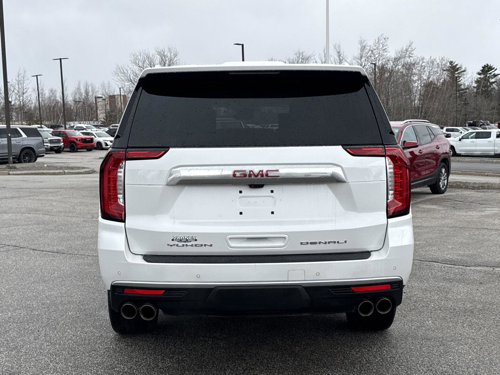 Used 2023 GMC Yukon XL Denali w/ Denali Reserve Package image 8