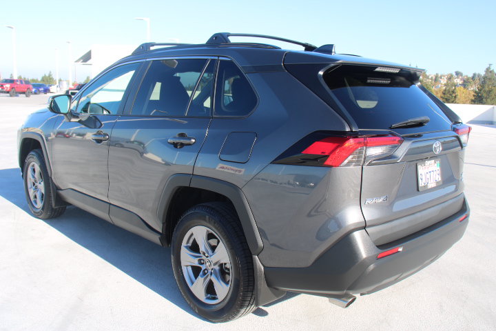 Certified 2023 Toyota RAV4 XLE w/ Convenience Package AWD/4WD image 5
