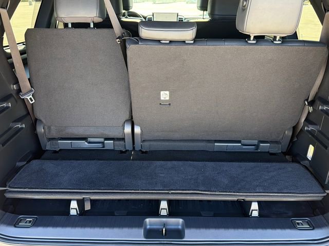 Used 2025 Toyota Sequoia Platinum image 11