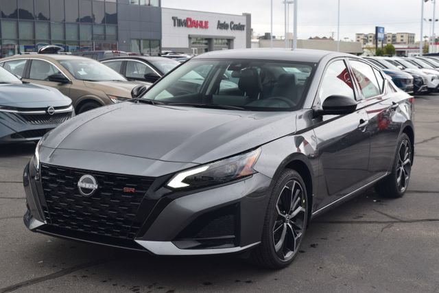 New 2026 Nissan Altima 2.5 SR AWD/4WD image 4