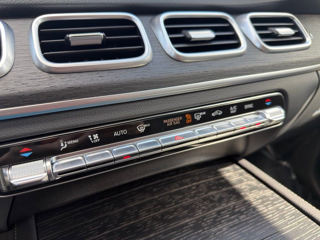 Used 2022 Mercedes-Benz GLE 350 4MATIC w/ Premium Package image 29