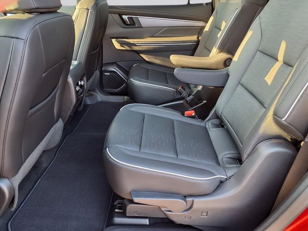 New 2026 Buick Enclave Sport Touring w/ Power Package FWD image 25