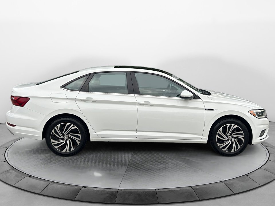 Used 2021 Volkswagen Jetta SEL Premium FWD image 8