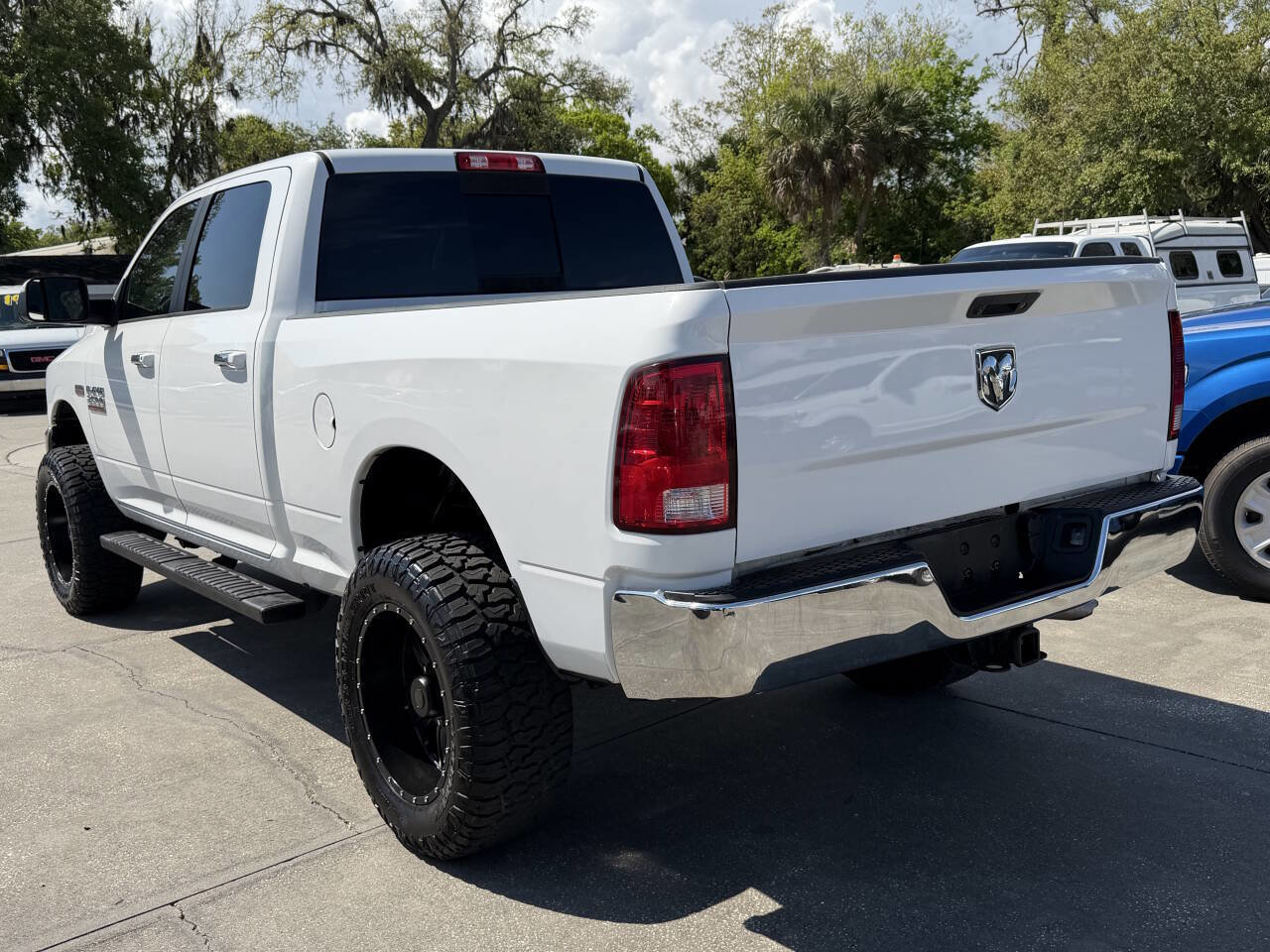 Used 2017 RAM 2500 SLT AWD/4WD image 6