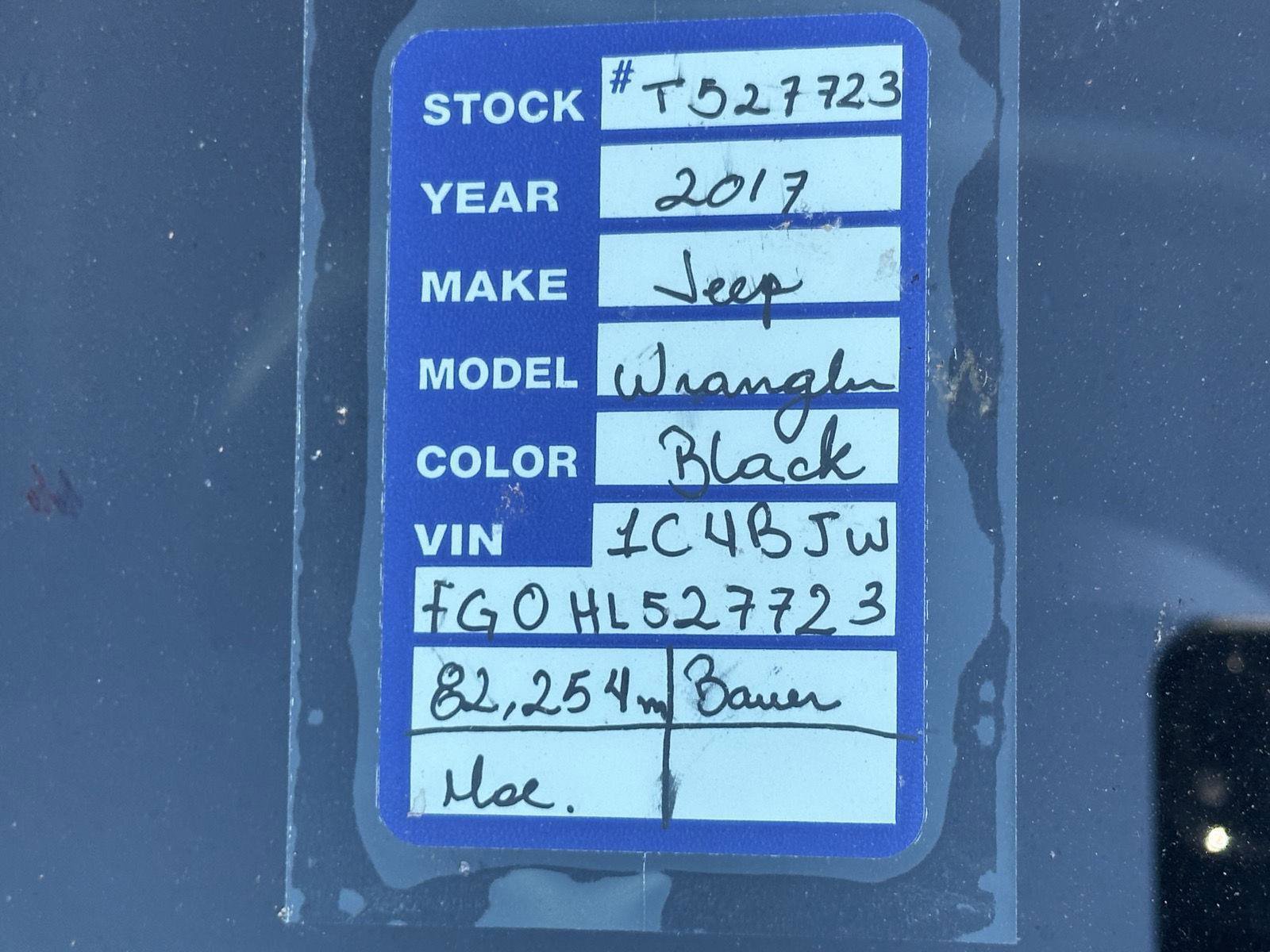 Used 2017 Jeep Wrangler Unlimited Rubicon w/ Dual Top Group image 14