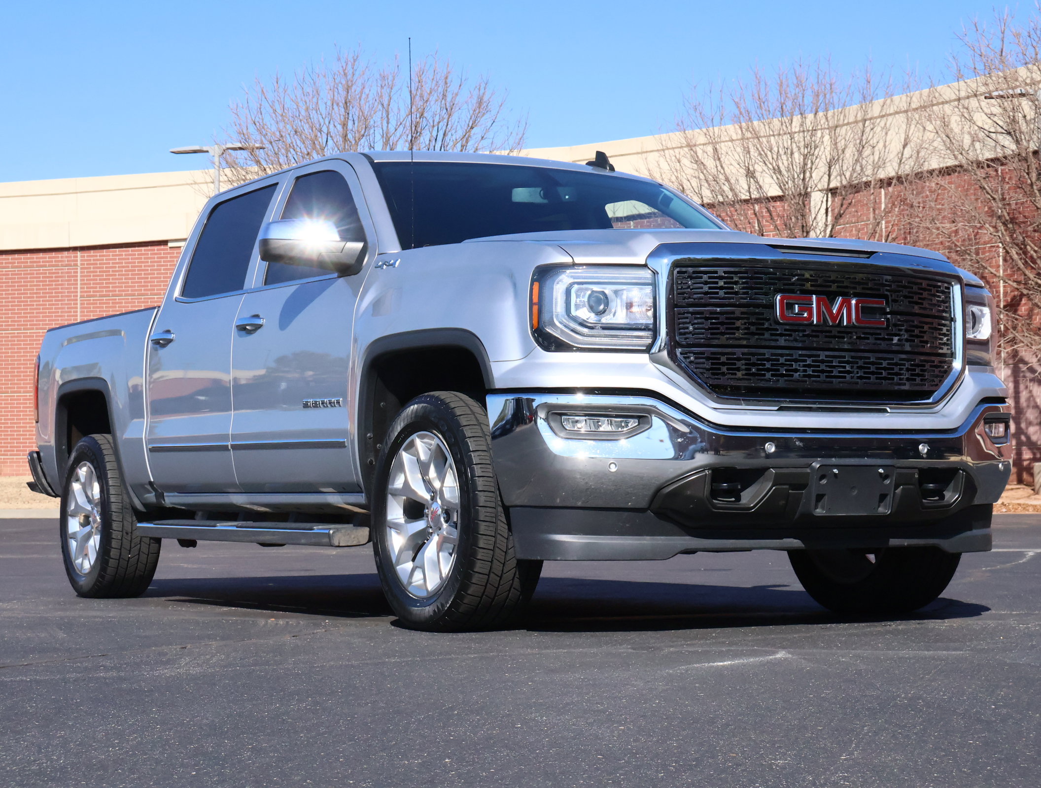 Used 2018 GMC Sierra 1500 SLT w/ SLT Premium Package