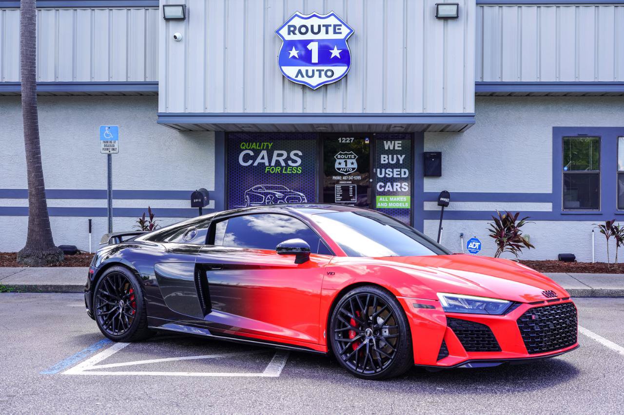 Used 2020 Audi R8 V10 w/ Carbon Exterior Package AWD/4WD image 4
