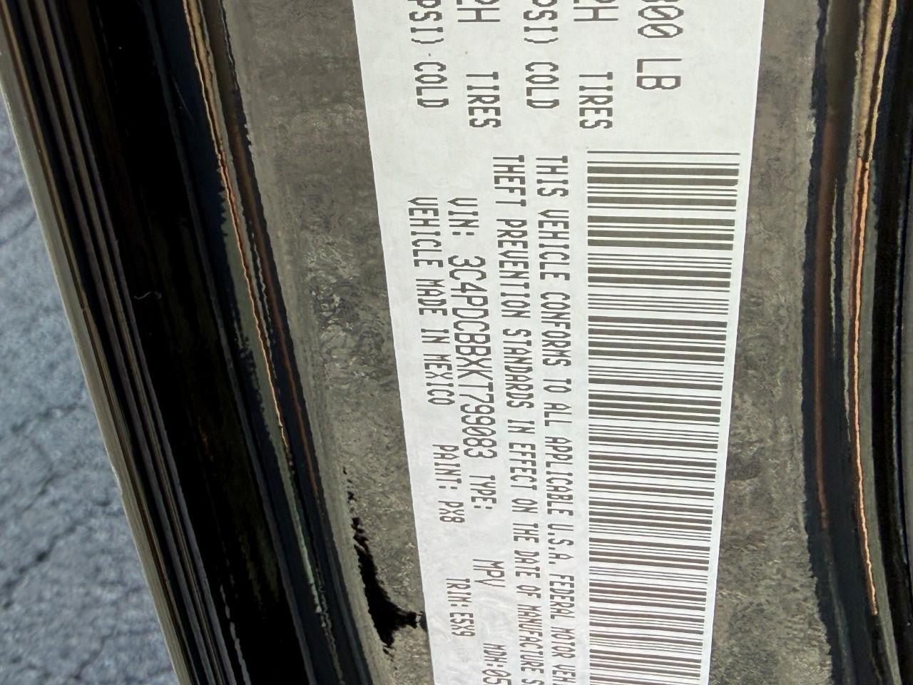 Used 2019 Dodge Journey SE FWD image 25
