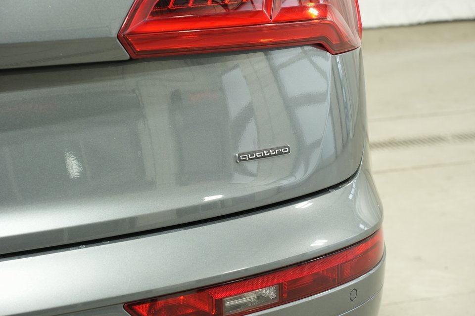 Used 2020 Audi Q5 2.0T Premium Plus w/ Premium Plus Package image 15