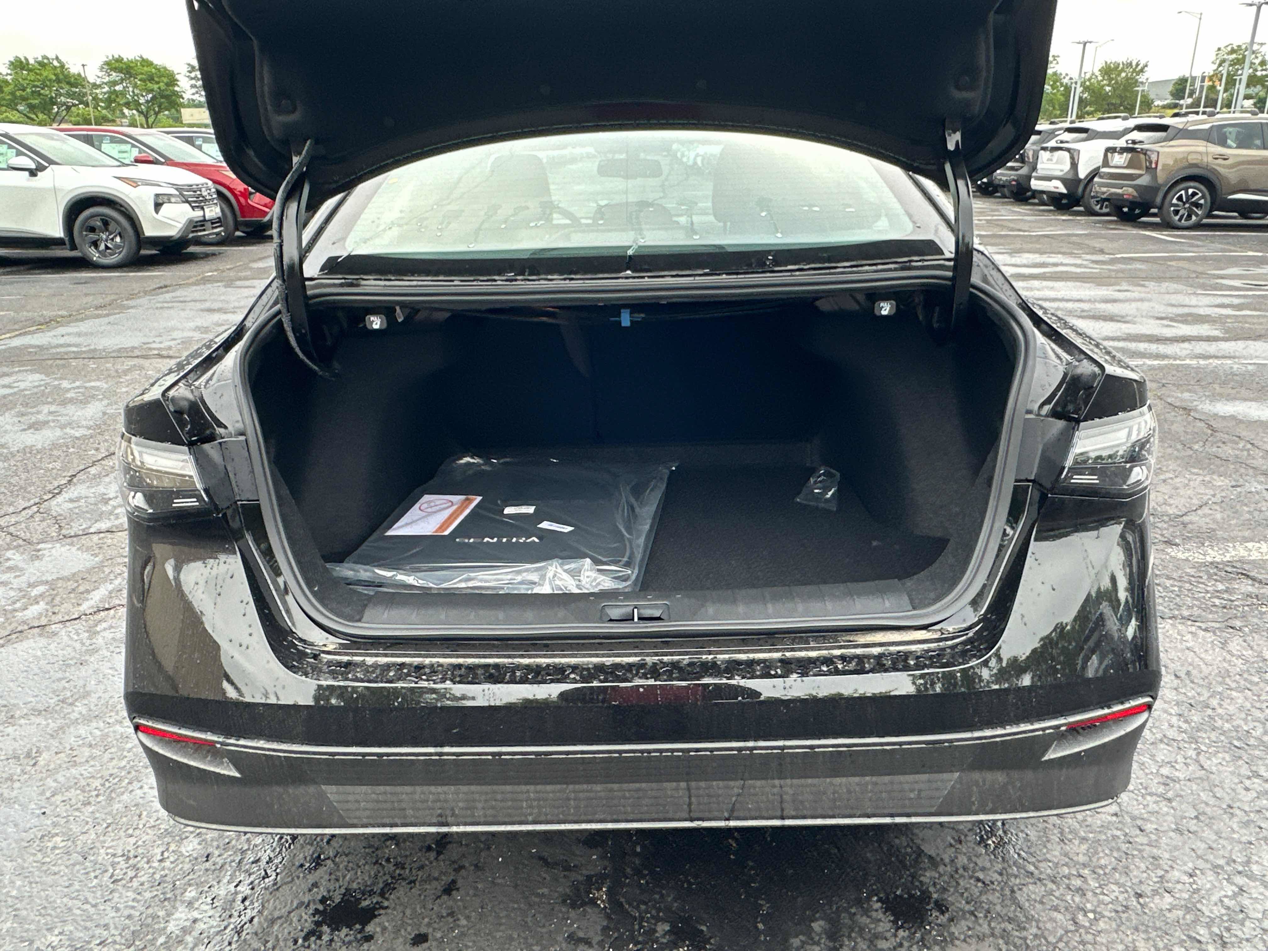 New 2026 Nissan Sentra SV w/ SV Convenience Package FWD image 12