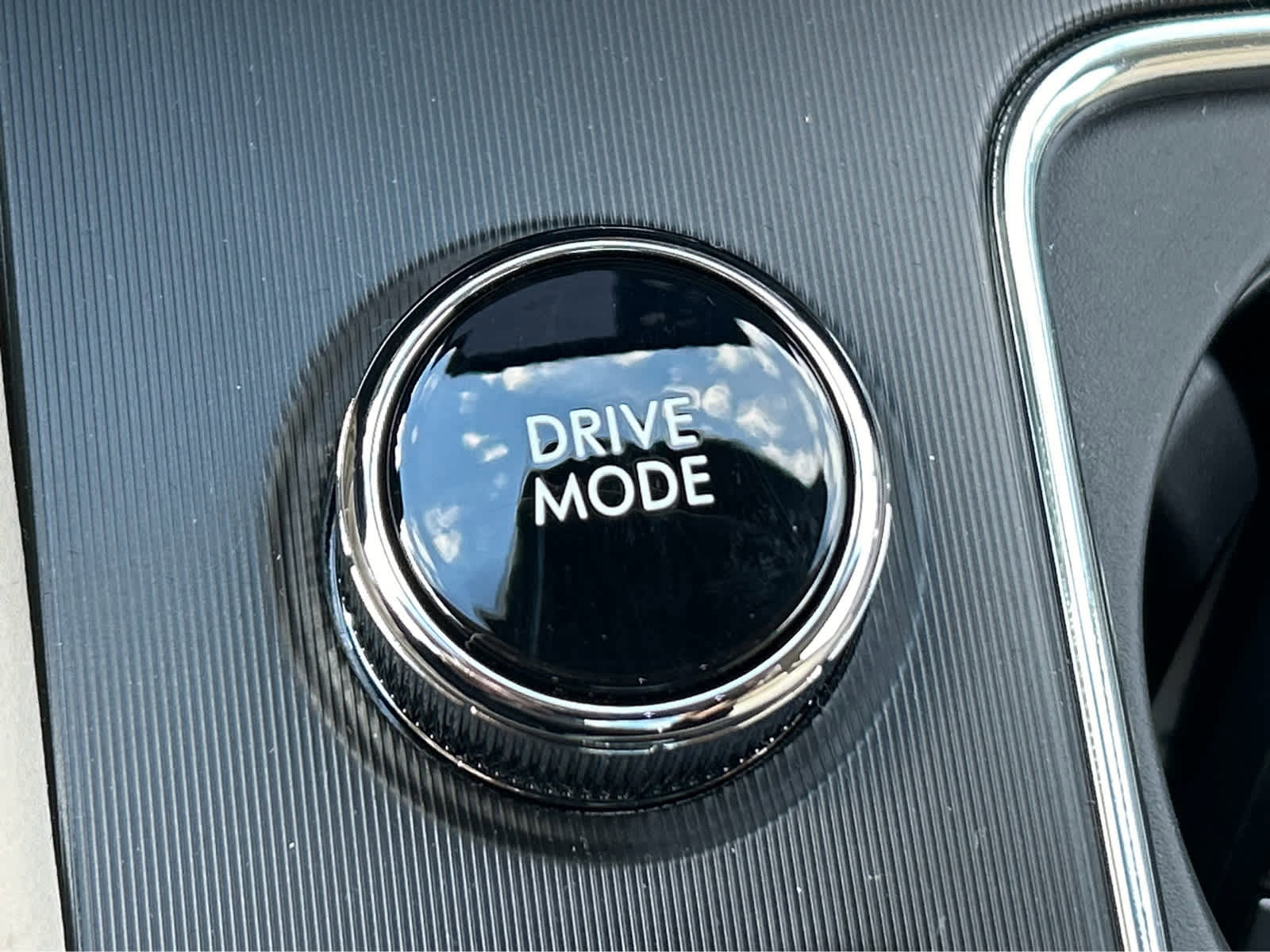 Used 2025 Lincoln Corsair Grand Touring image 50