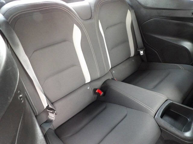 Used 2021 Chevrolet Camaro LT RWD image 33