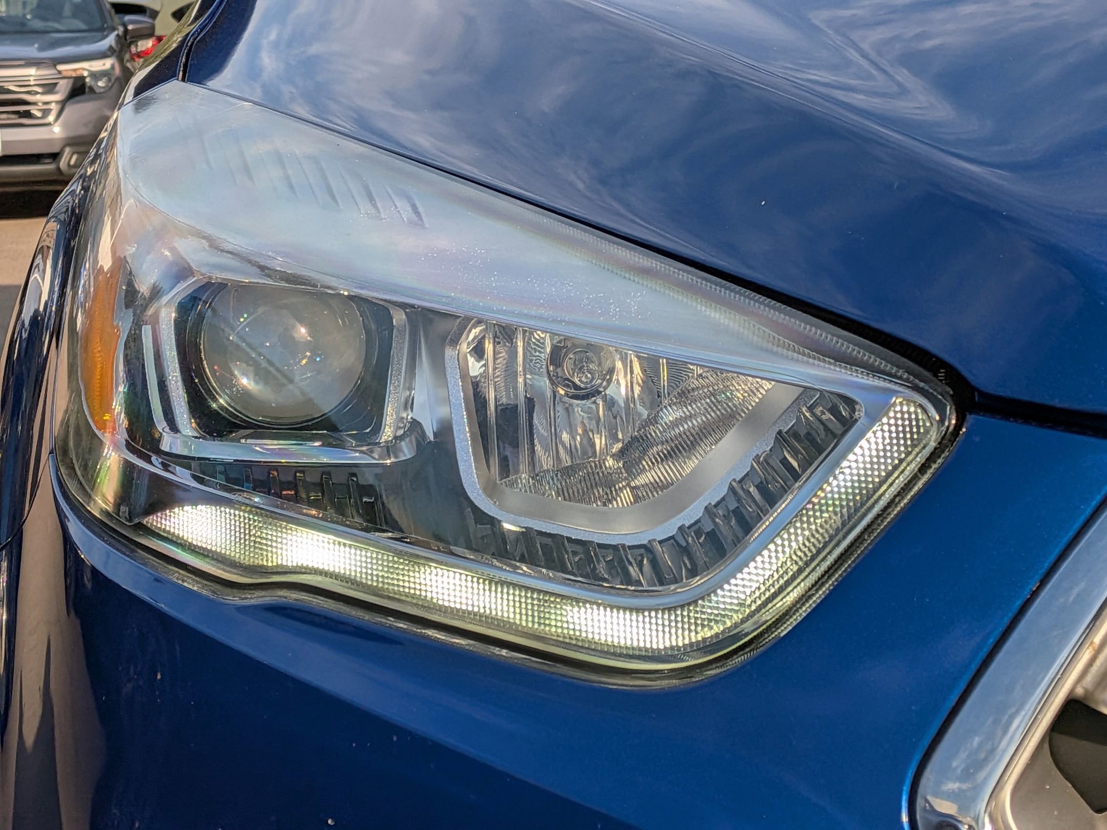 Used 2017 Ford Escape SE w/ Equipment Group 201A image 6