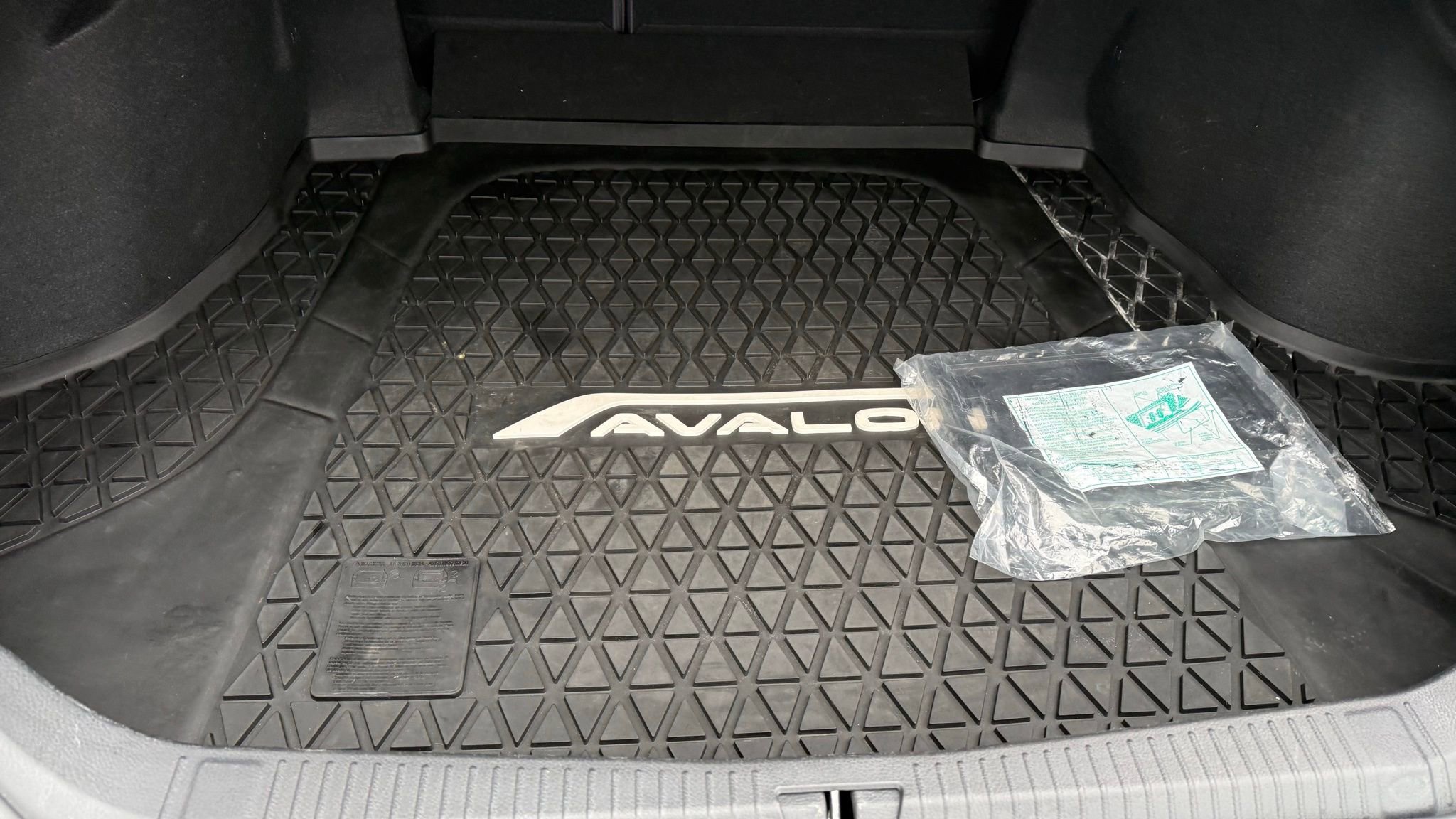 Used 2019 Toyota Avalon Touring image 23