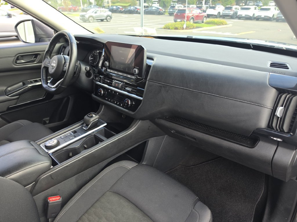 Certified 2024 Nissan Pathfinder SV AWD/4WD image 21