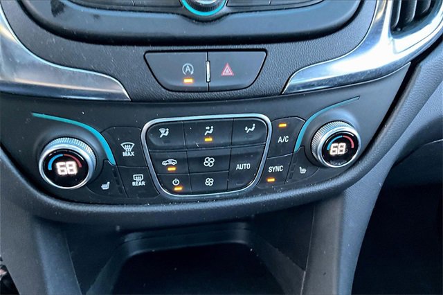 Used 2024 Chevrolet Equinox LT w/ LPO, Floor Liner Package image 15