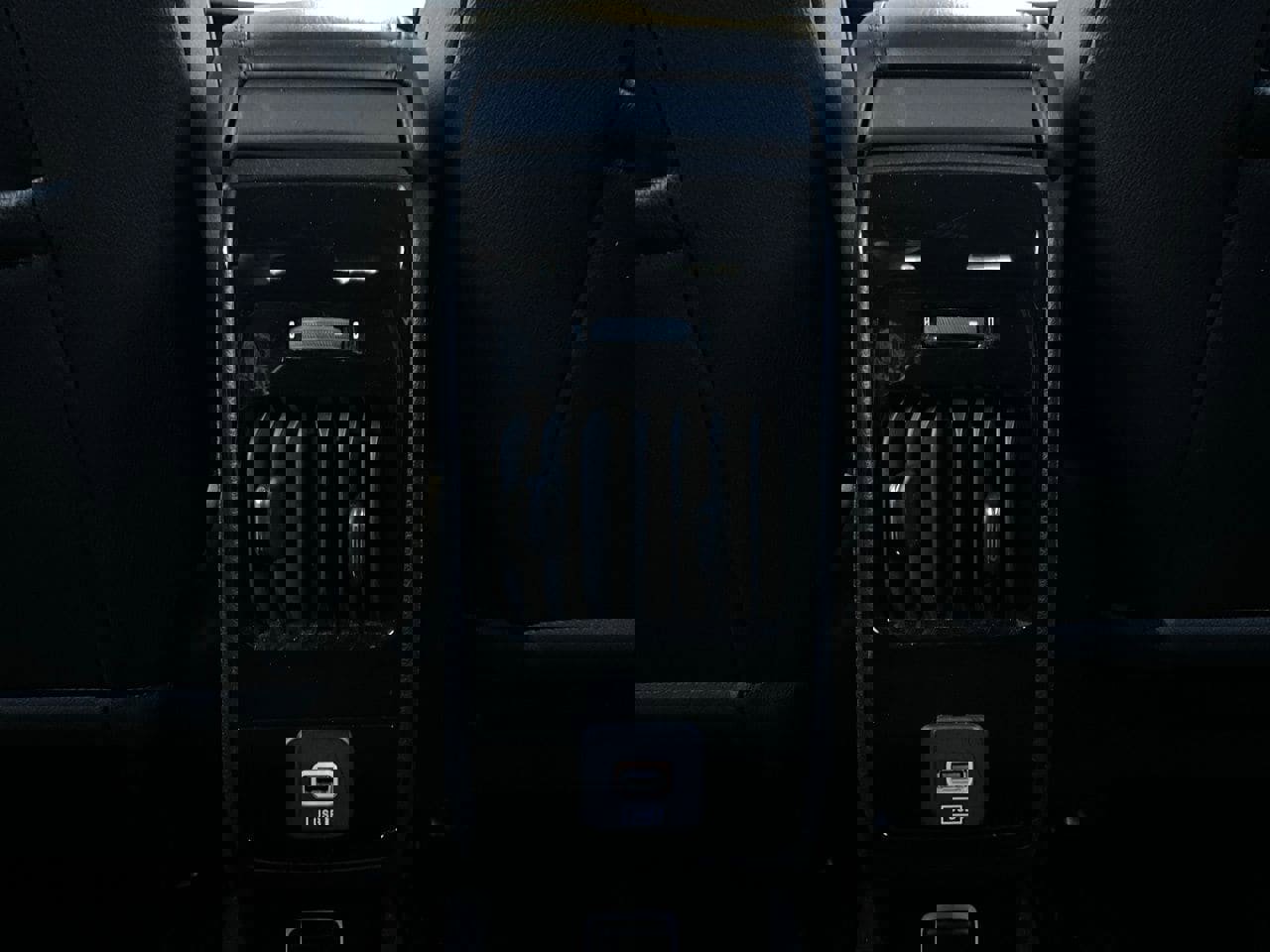 Used 2025 Jeep Compass Latitude AWD/4WD image 12