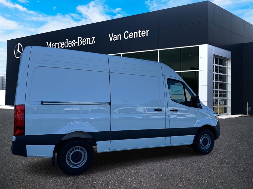 New 2025 Mercedes-Benz Sprinter 2500 image 3