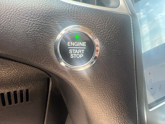 Used 2024 Ford Edge SEL AWD/4WD image 13