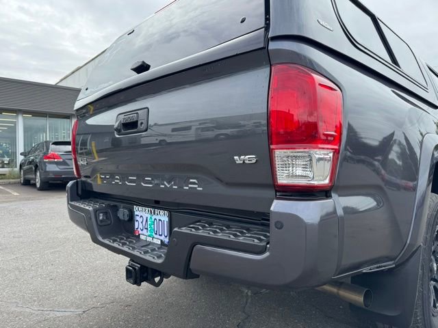 Used 2022 Toyota Tacoma SR5 AWD/4WD image 15