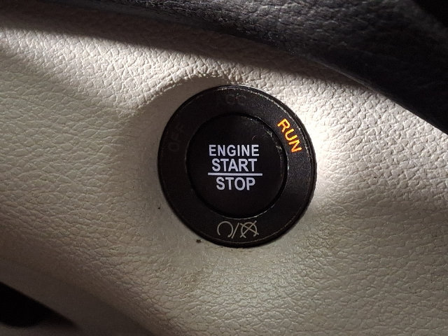 Used 2020 Jeep Cherokee Limited FWD image 21