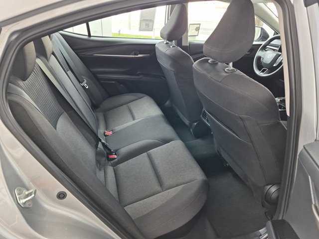 Used 2025 Toyota Camry LE FWD image 7