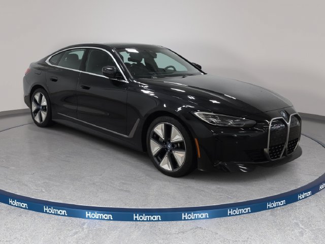 Certified 2024 BMW i4 eDrive40 w/ Premium Package RWD image 3
