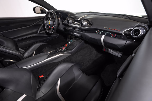 Used 2019 Ferrari 812 Superfast RWD image 58