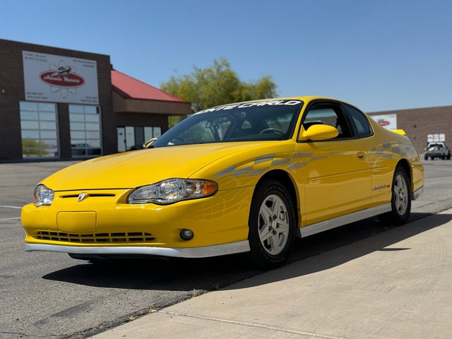 Used 2002 Chevrolet Monte Carlo SS w/ Pace Car Replica Pkg FWD image 8