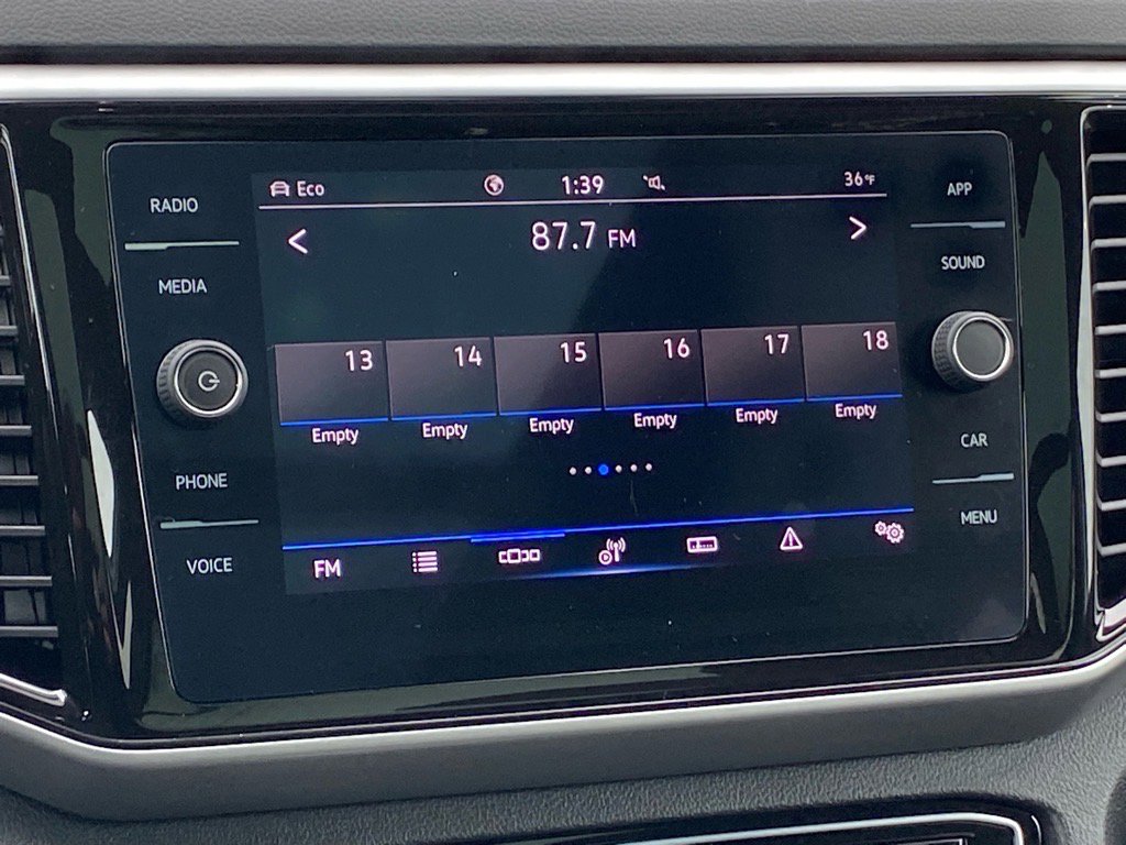 Certified 2022 Volkswagen Atlas Cross Sport SE w/ Panoramic Sunroof Package image 10