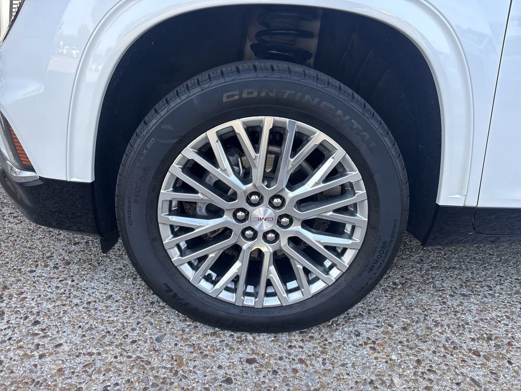 Certified 2024 GMC Acadia Denali w/ LPO, Floor Liner Package AWD/4WD image 33