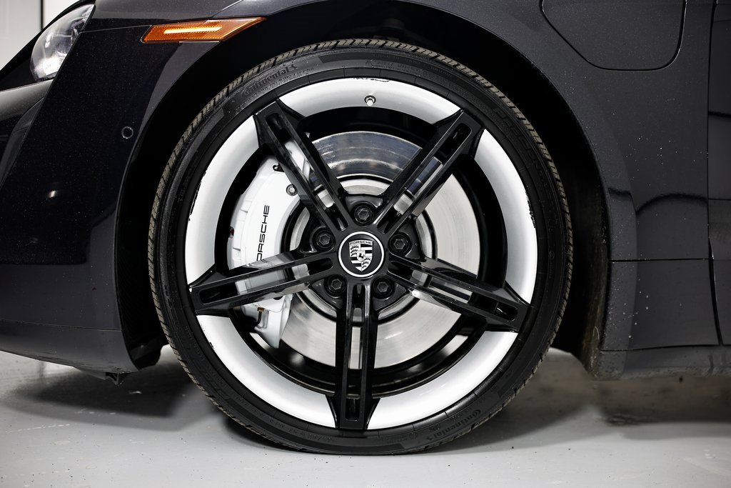 Certified 2024 Porsche Taycan image 11