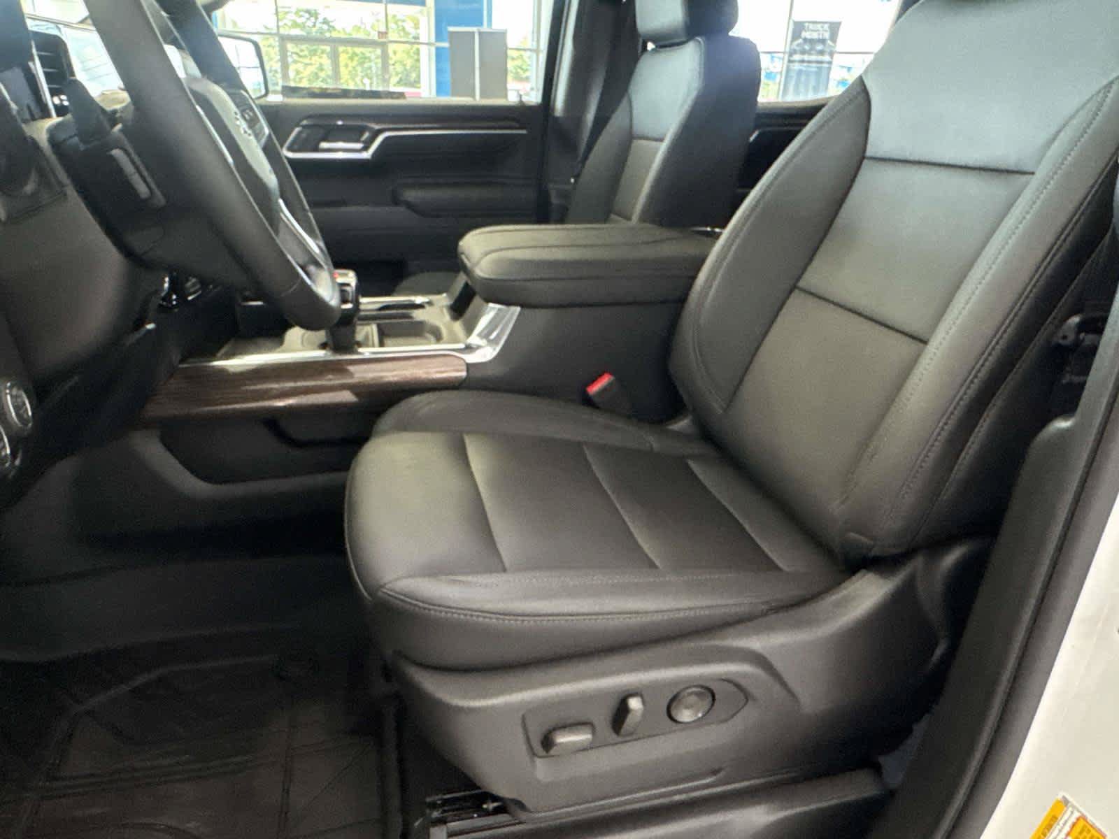 New 2026 Chevrolet Silverado 1500 RST AWD/4WD image 10