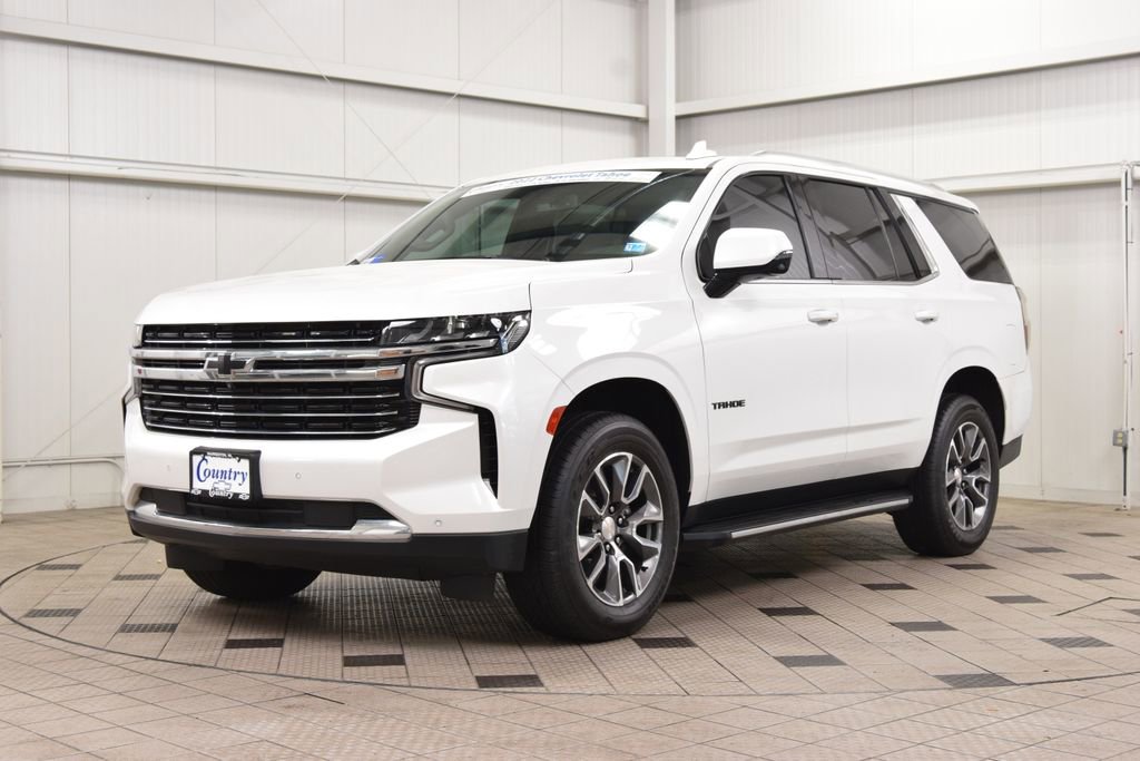 Used 2022 Chevrolet Tahoe LT w/ Luxury Package AWD/4WD image 3