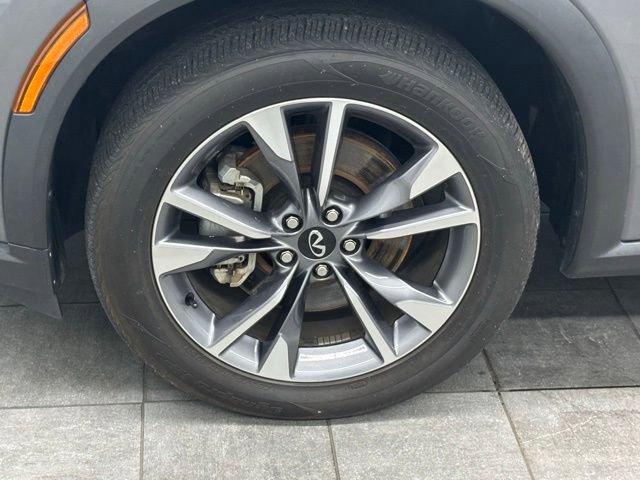 Used 2024 INFINITI QX60 Luxe w/ Performance Audio Package AWD/4WD image 6