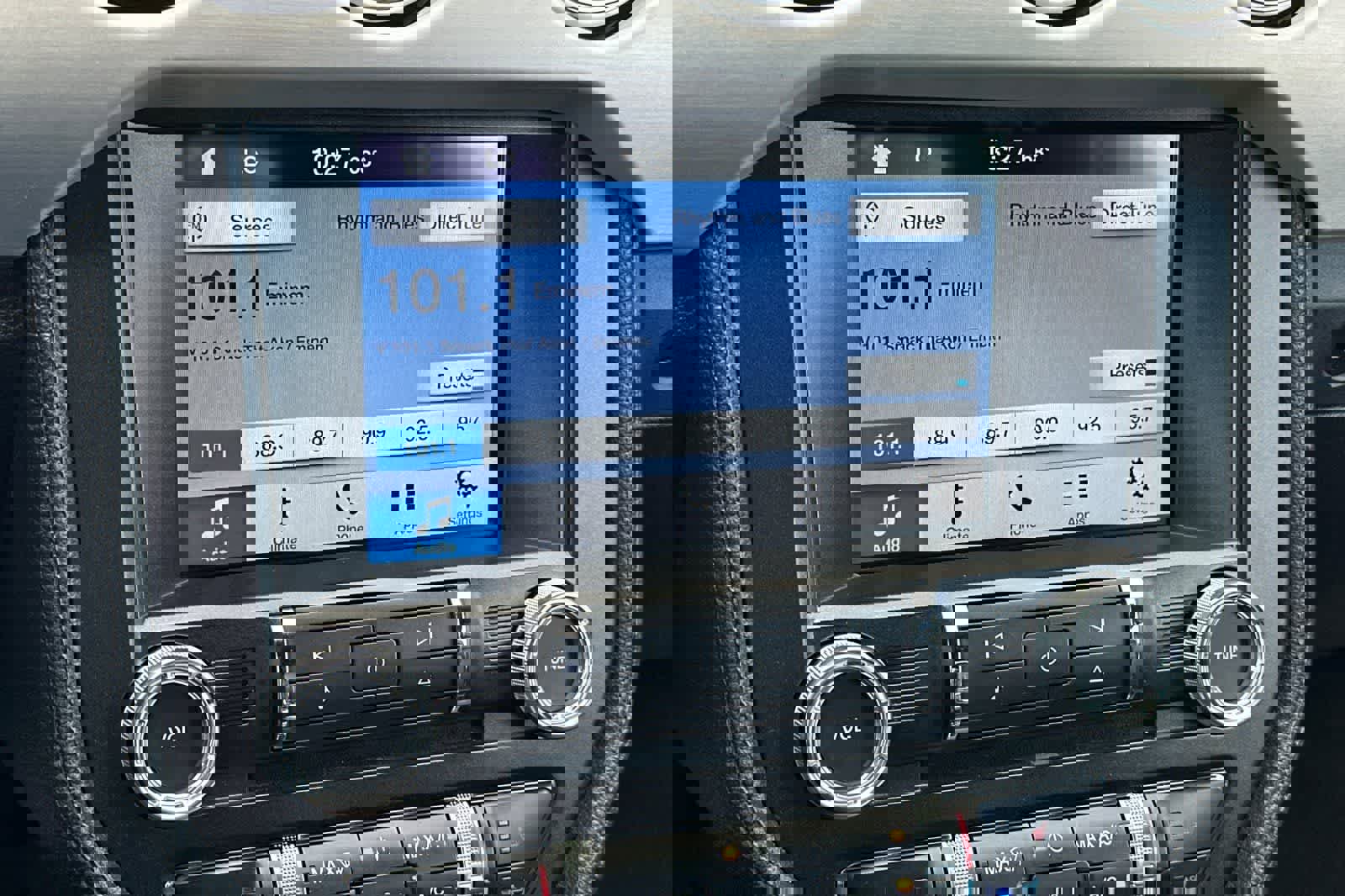 Used 2016 Ford Mustang Premium image 18